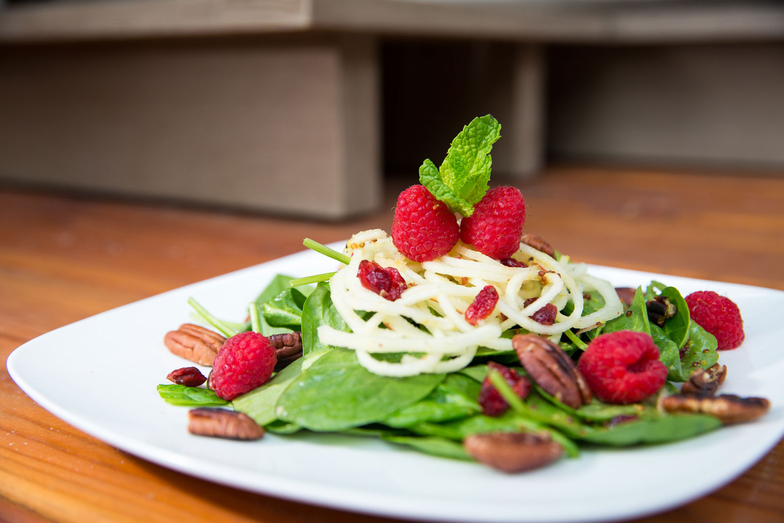 Mixed Greens Salad with Apple, Berries and Roasted Pecans